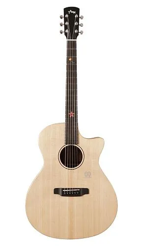 Tyma TG-5 Акустическая гитара в комплекте с аксессуарами.